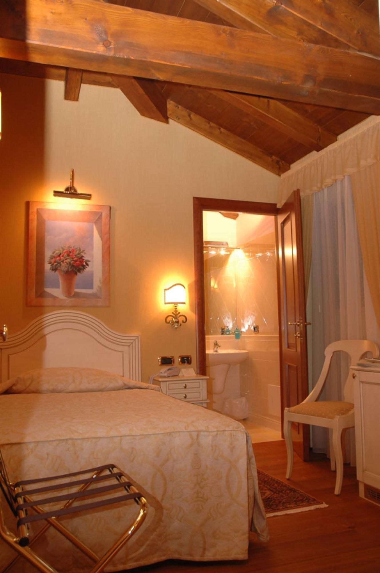 Albergo Da Nando Mortegliano Εξωτερικό φωτογραφία